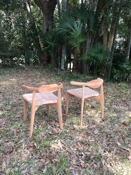 IMG_5086.jpg - 曲線脚と直線脚